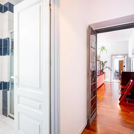 Guesthost - Lovely In Parma!