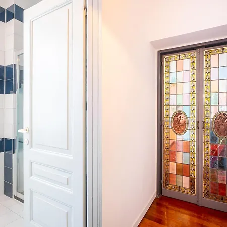 Guesthost - Lovely In Parma! Apartment