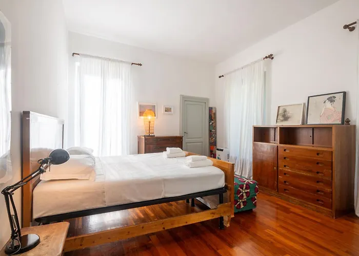 Apartament Guesthost - Lovely In Parma! *