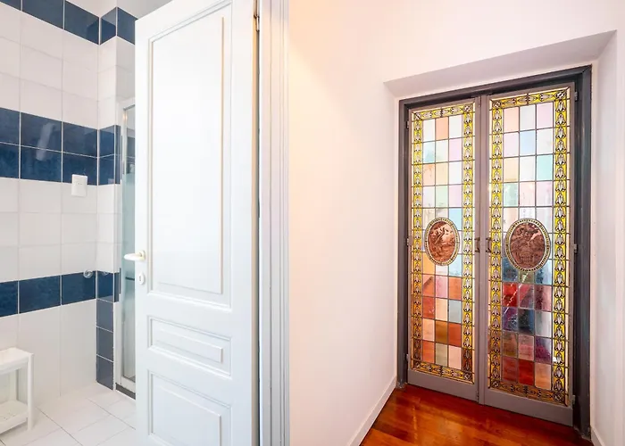 Guesthost - Lovely In Parma! Apartment