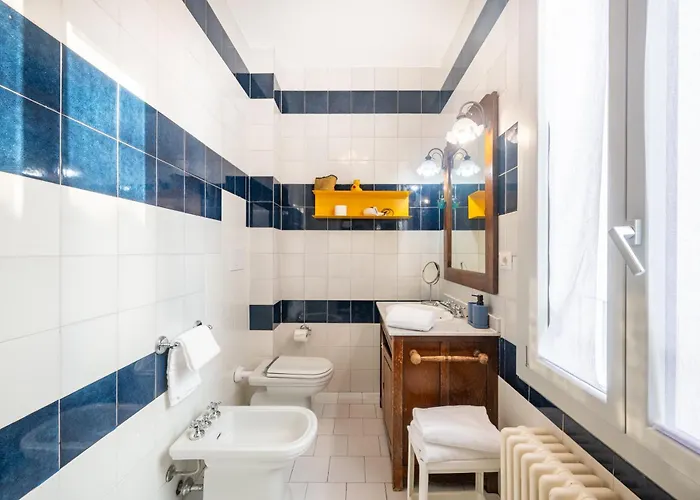 Guesthost - Lovely In Parma! *